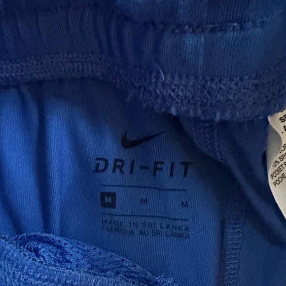 Nike pants - Picture 3 of 3